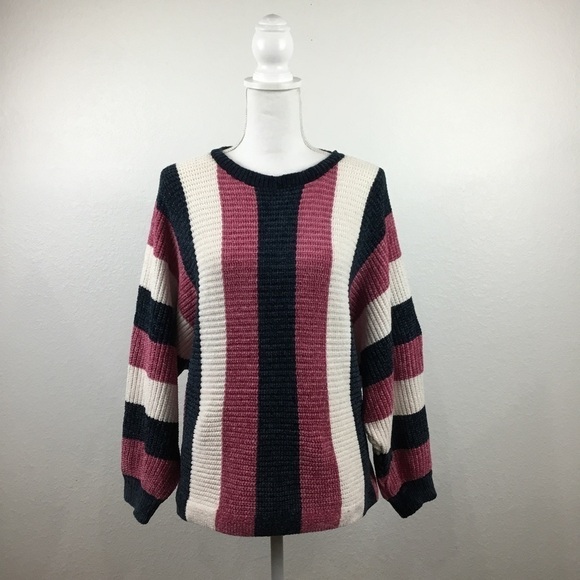 Solitaire Tops - SOLITAIRE by Ravi Khosla Super Soft Striped Sweater Size Medium